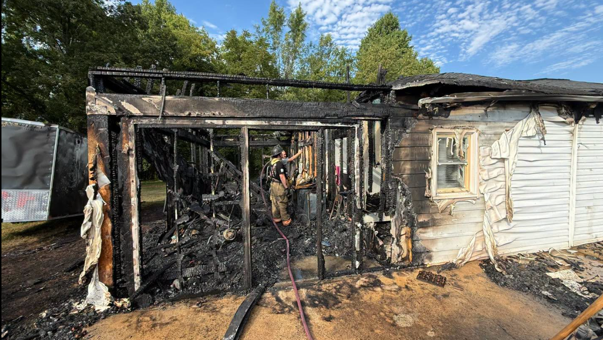 Crews say: Working smoke alarms help North Wilkesboro family escape house fire