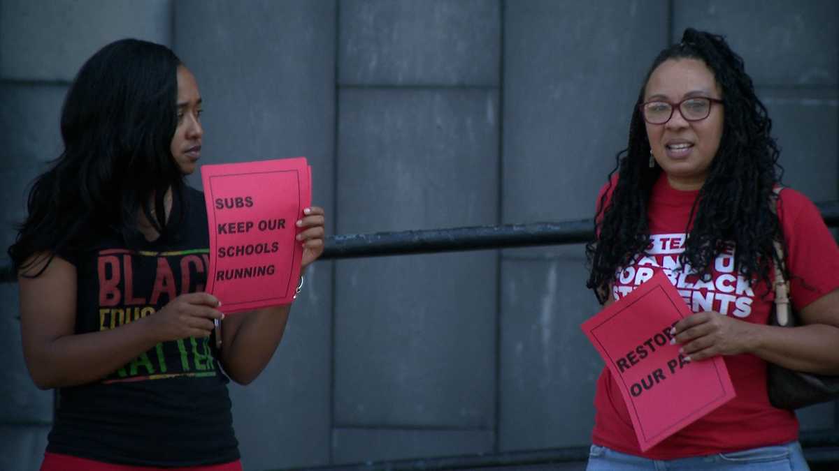 JCPS substitute teachers protest pay cut as district addresses vacancies