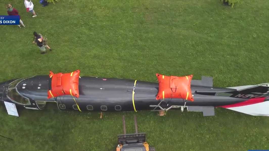 Learjet with presidential past transformed into underwater scuba attraction in Pennsylvania