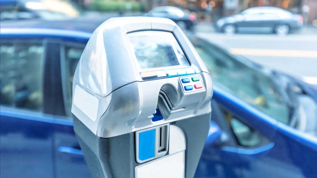 Hanover considers tiered parking, higher rates on South Main Street
