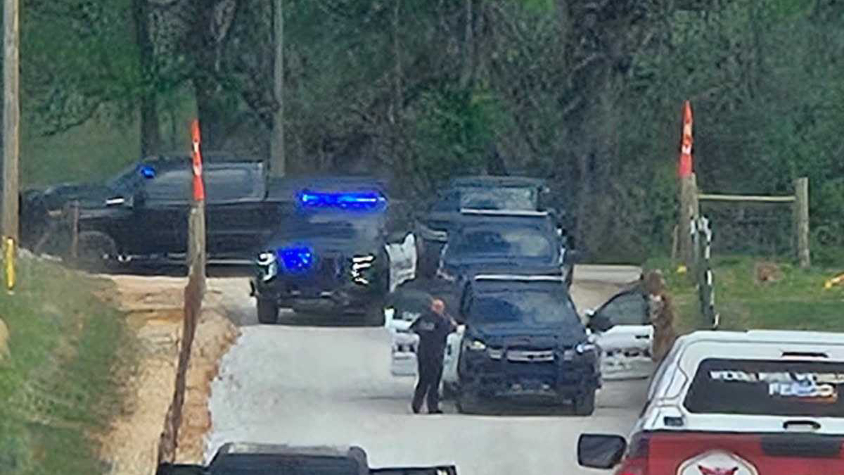 Cave Springs man arrested after warning shot during utility work on ...