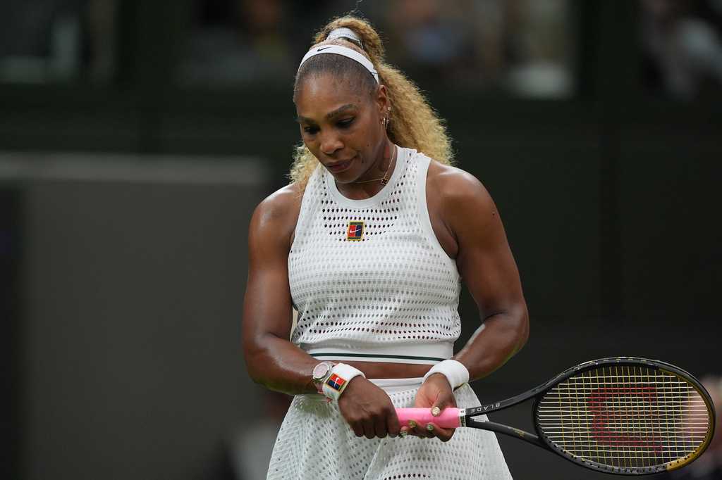 Serena Williams falls in Wimbledon return after nearly 4 years