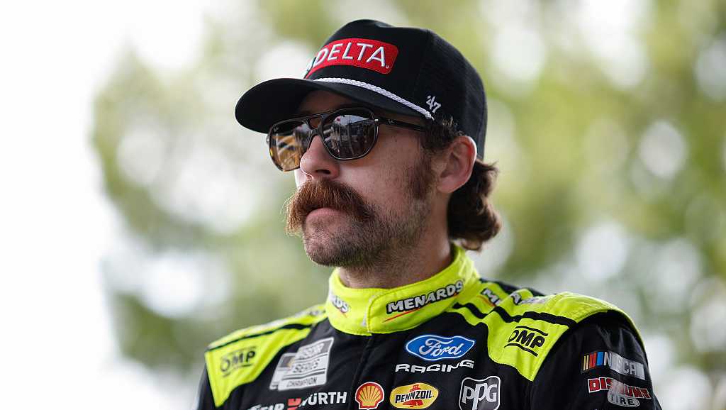 Blaney wins pole for Sunday's NASCAR Cup Series race at Iowa Speedway