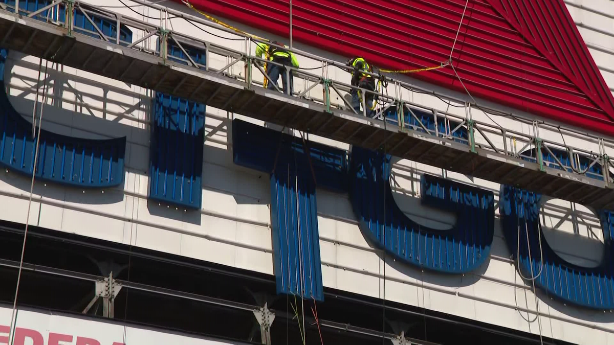 Work begins to shift Boston's iconic Citgo sign over Kenmore Square