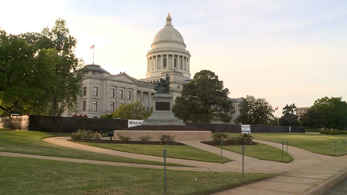 Arkansas lawmakers conclude second week of fiscal session