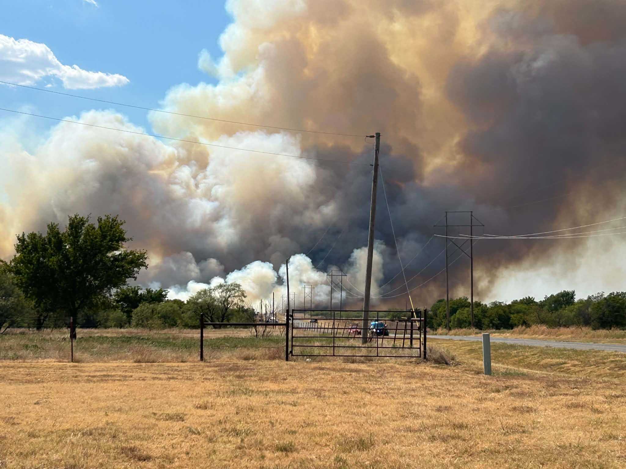 Evacuations ordered after wildfire sparks near Indiahoma