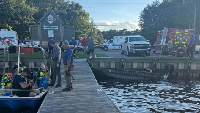 25-year-old reported missing in Lake Waccamaw area in North Carolina