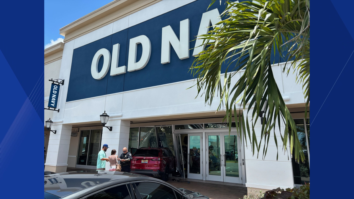 SUV crashes into Old Navy in North Port