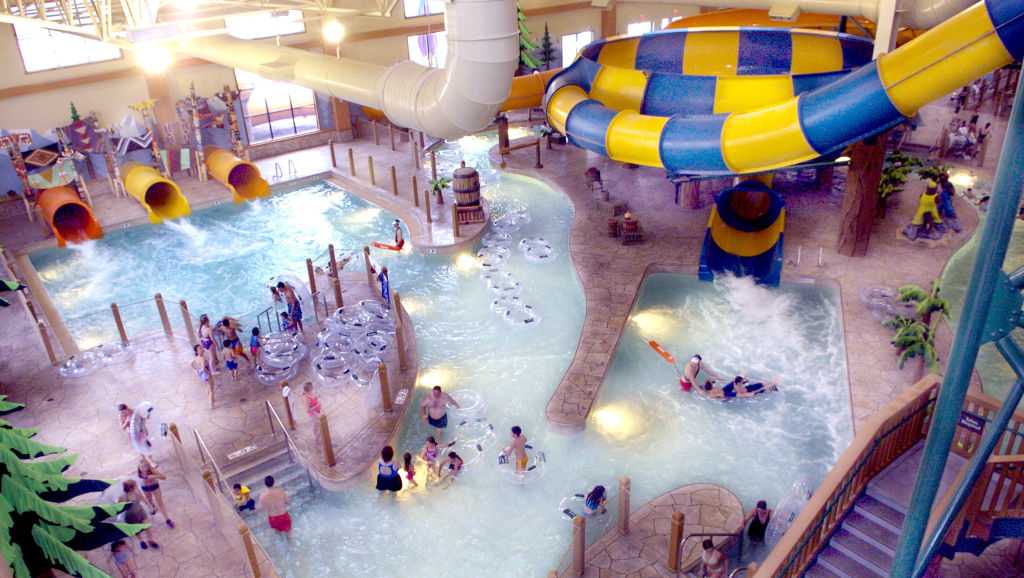 Woman accused of killing husband, 3-year-old son at Great Wolf Lodge in Pennsylvania