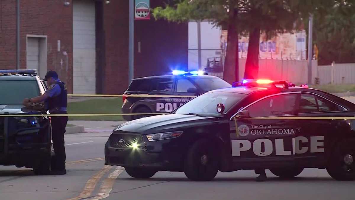 Man hospitalized in critical condition following stabbing in southwest Oklahoma City