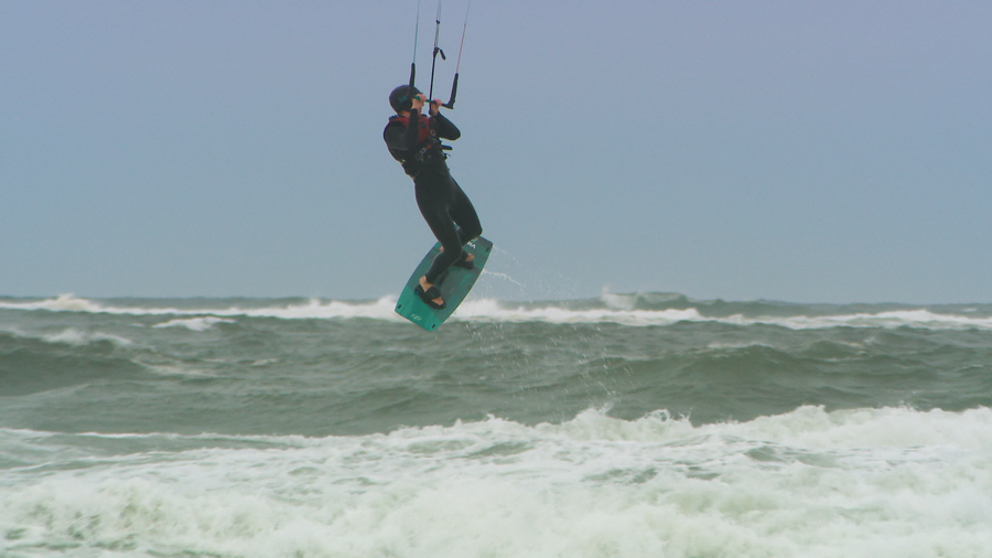 NH Chronicle: Catching Air on the Seacoast: Kiteboarding at Hampton ...