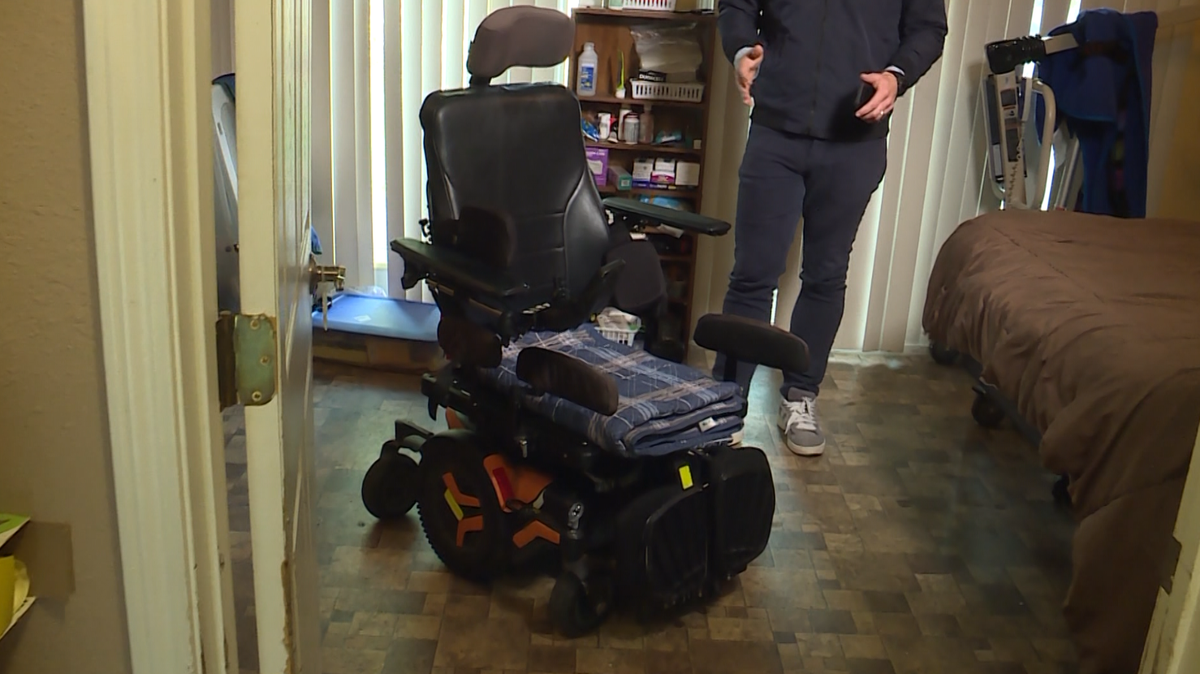 Lawrence man advocates for faster wheelchair repairs after delays