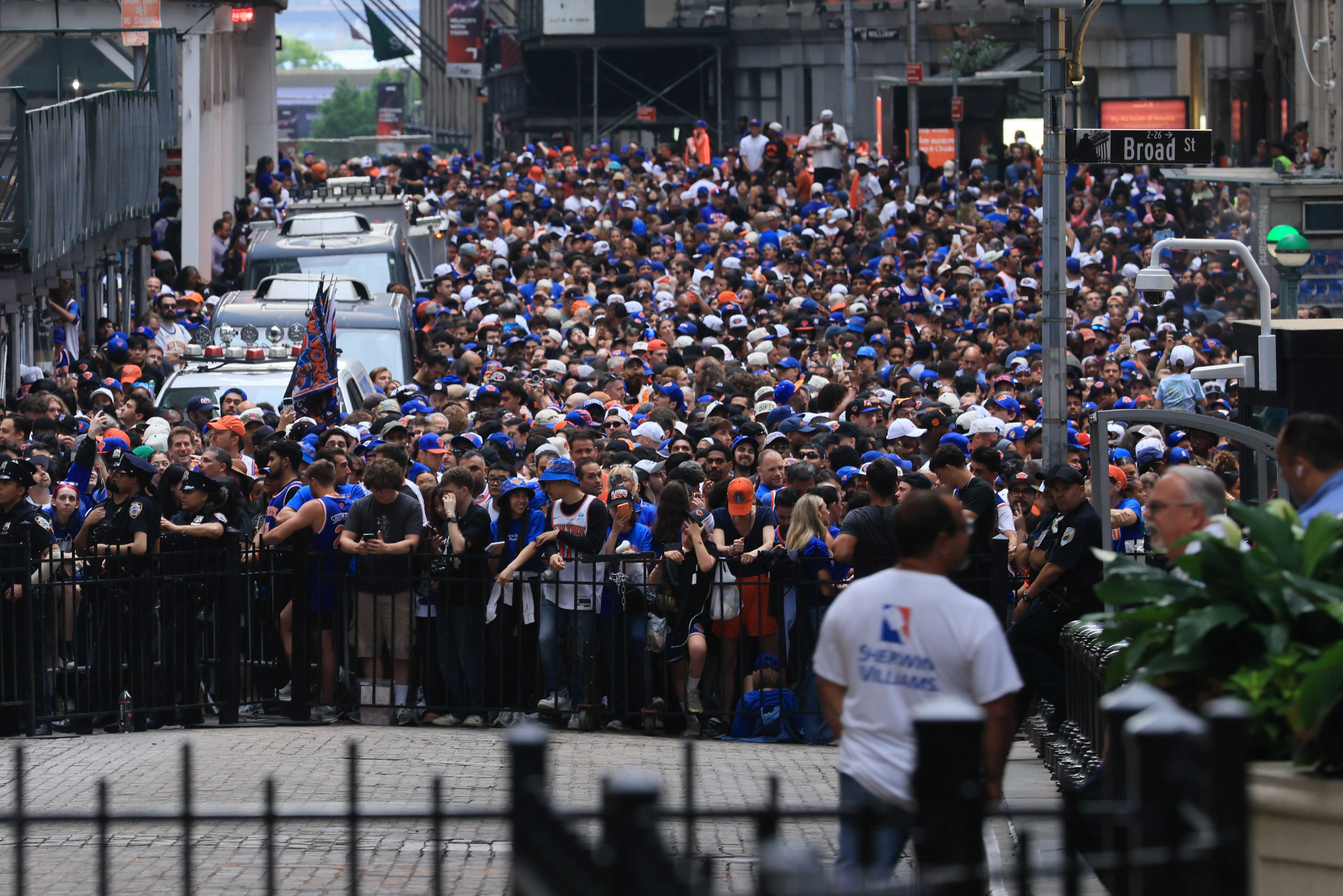WATCH LIVE: Knicks celebrate first NBA Championship in 53 years at parade