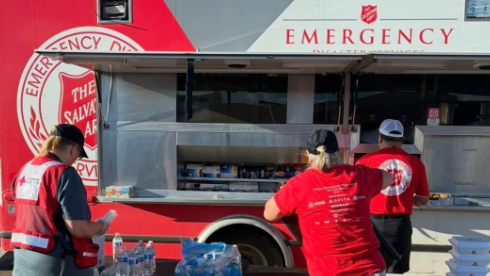 Red Cross helps flooding victims in Chinle, Arizona