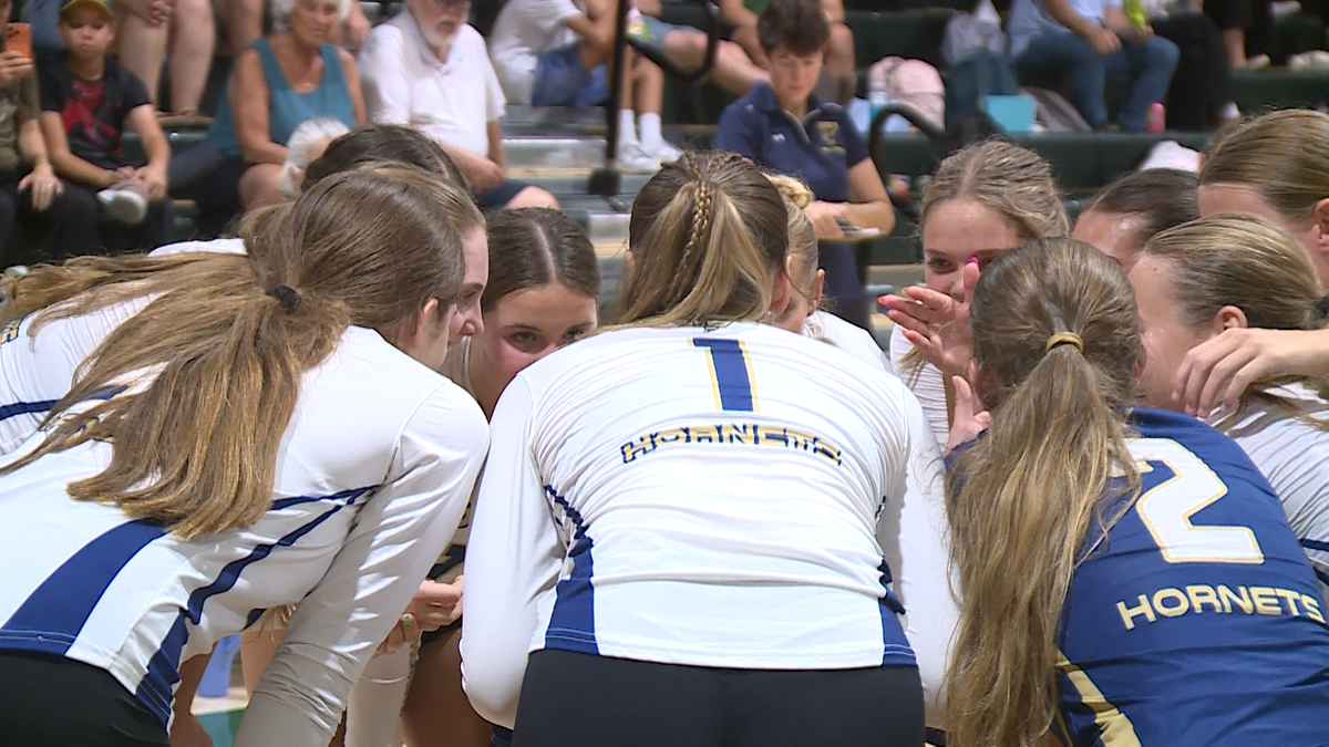 Essex girls' volleyball extends nation's longest winning streak to 87 games
