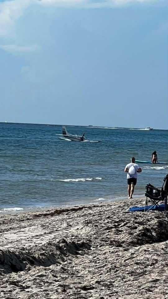 Small plane crashes into Atlantic Ocean off Boca Raton
