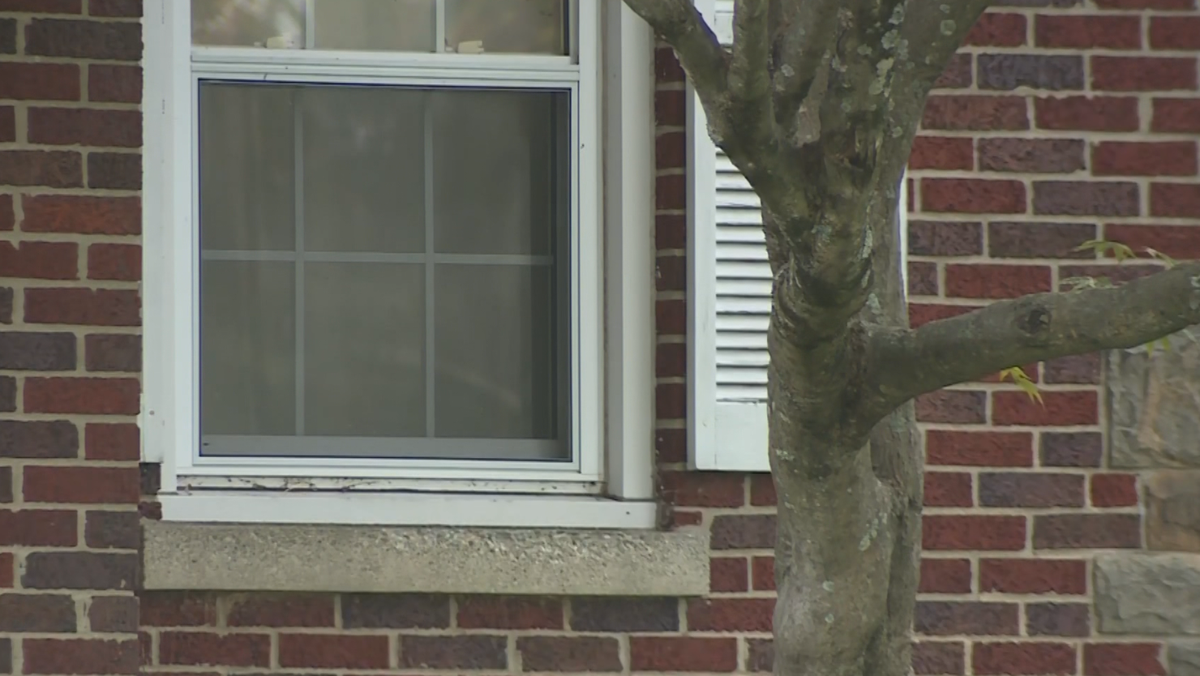 Police: 11-year-old found dead in Blue Ash home - WLWT