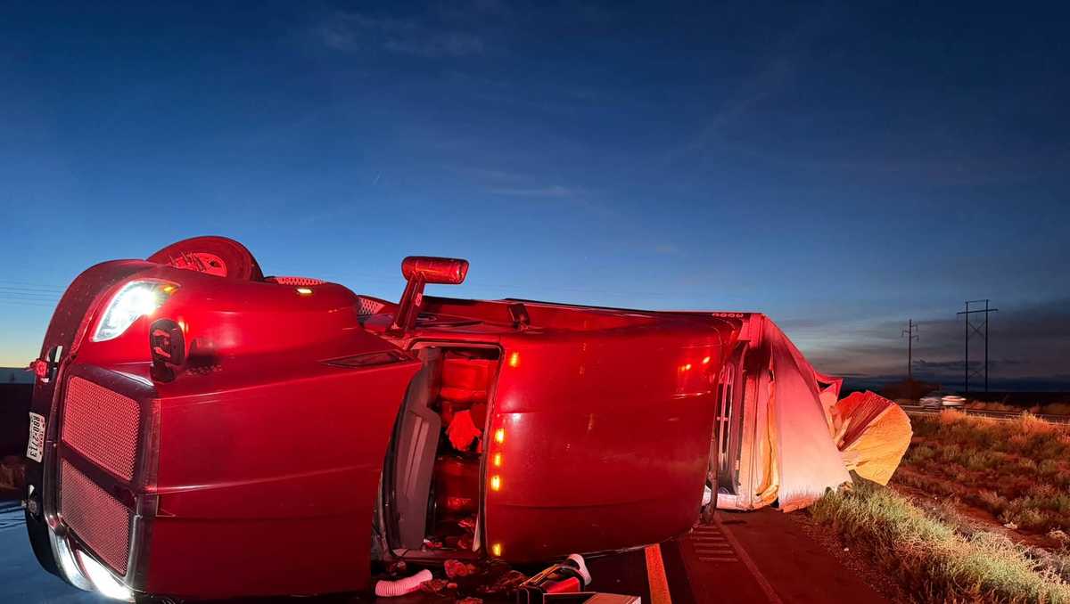 Hidalgo County Fire Rescue responds to semi rollover, chemical spill