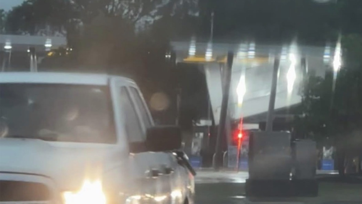 Awning collapses at Bentonville gas station during Monday storms