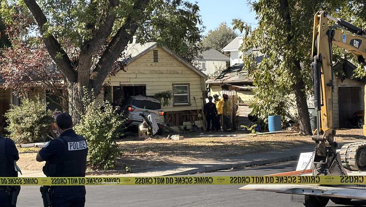 Modesto Weather 1 dead, 3 hurt after vehicle hits Modesto home - KCRA
