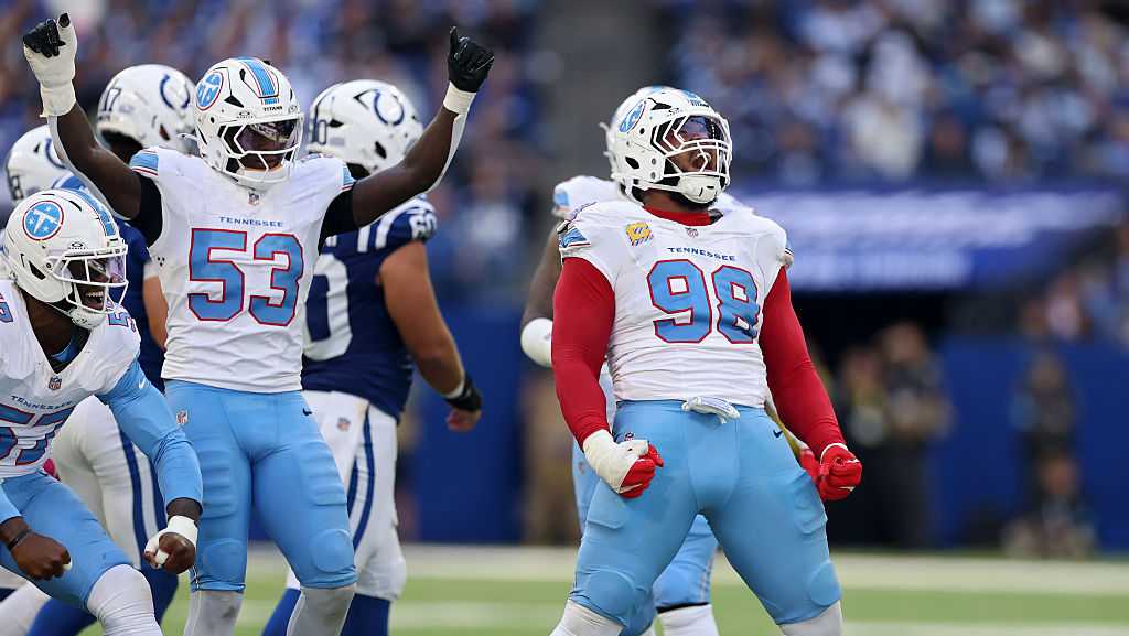 Titans trade All-Pro defensive tackle days before matchup with Bengals