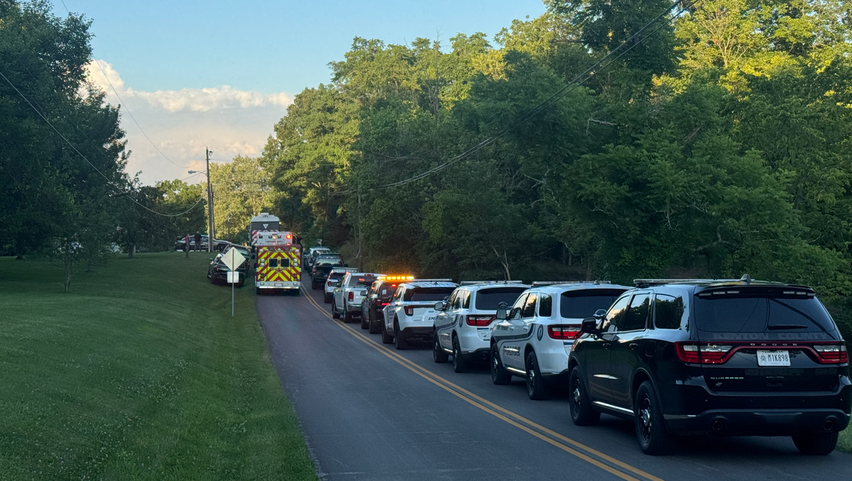 Man arrested after hourslong SWAT standoff in Ryland Heights - WLWT