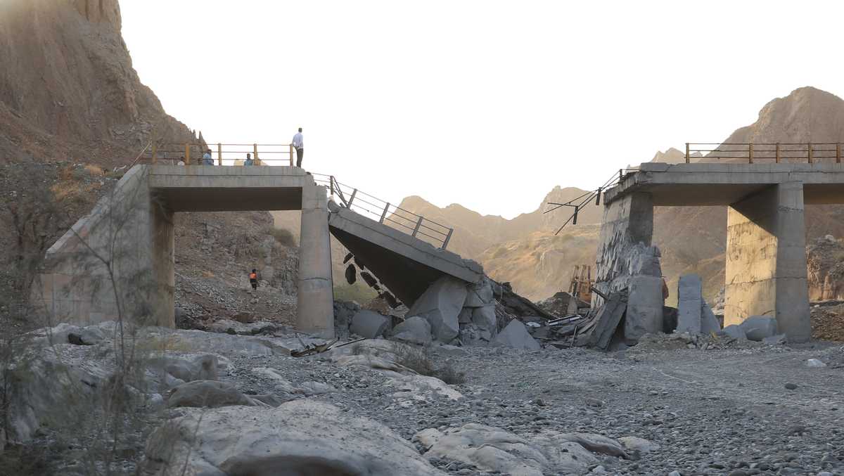 US strikes Iran for 10th consecutive night as Tehran strikes tanker in the Strait of Hormuz