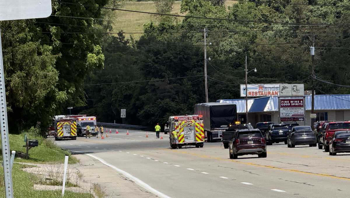 Perilopolis Route 51 crash near Perryopolis leaves 2 dead, 1 injured - WTAE