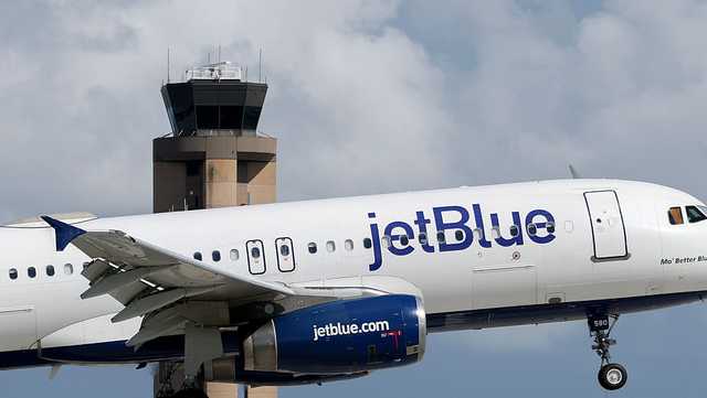 JetBlue aircraft at Fort Lauderdale-Hollywood International Airport