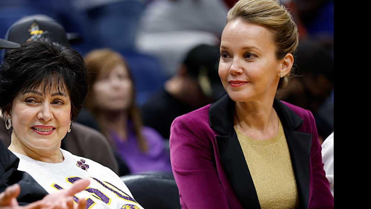 Mayor Helena Moreno, Saints and Pelicans owner Gayle Benson go from Paris, France to Paris, Kentucky