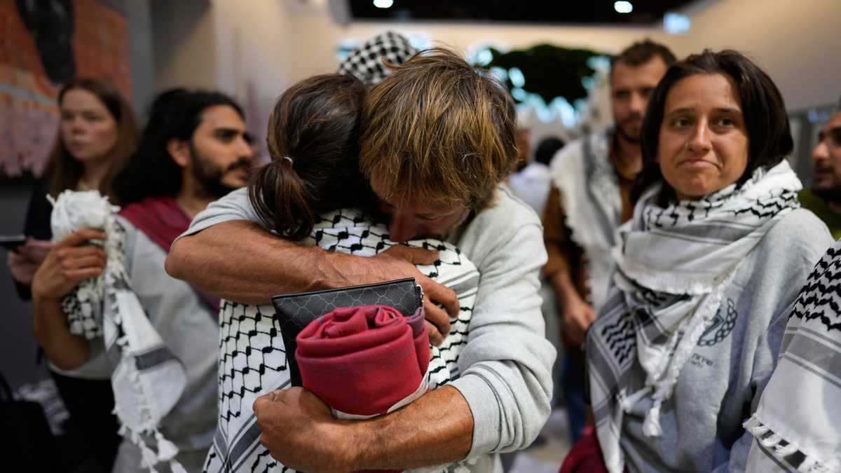 Flotilla activists report assaults and abuse by Israeli military personnel Flotilla activists report assaults and abuse by Israeli military personnel