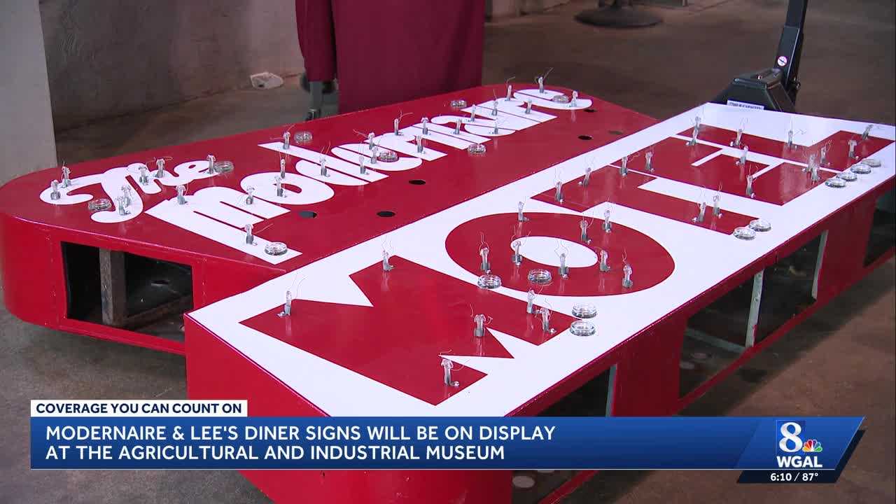 Modernaire Hotel, Lee's Diner signs get new life at museum