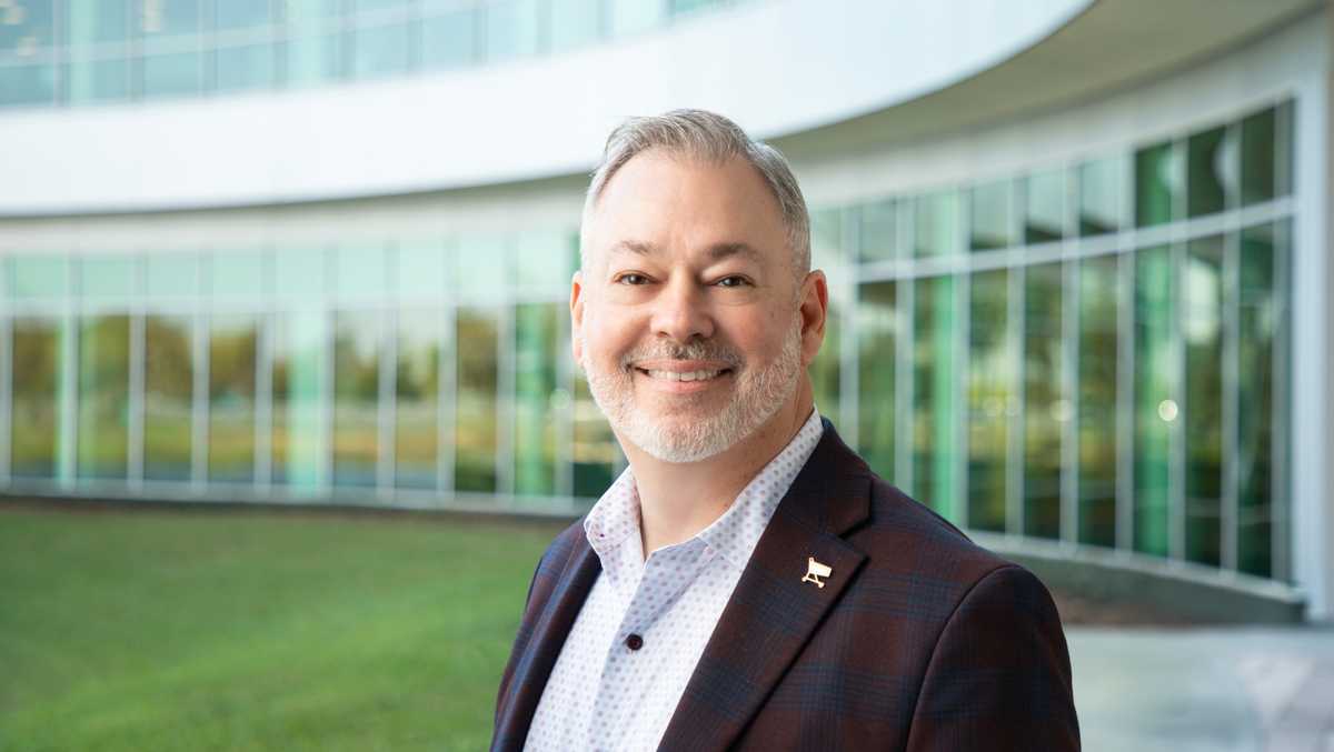 'More than a colleague': Publix Community Relations Manager Brian West has died