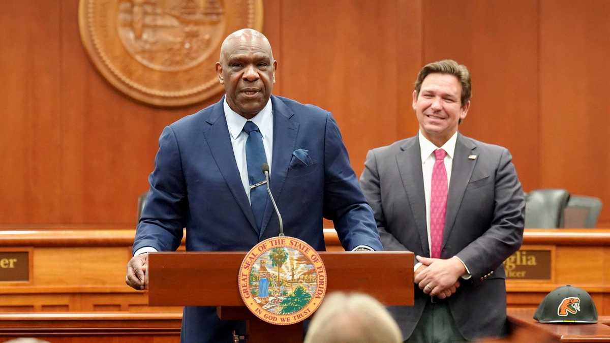 Gov. Ron DeSantis Awards Andre Dawson Florida Medal of Freedom
