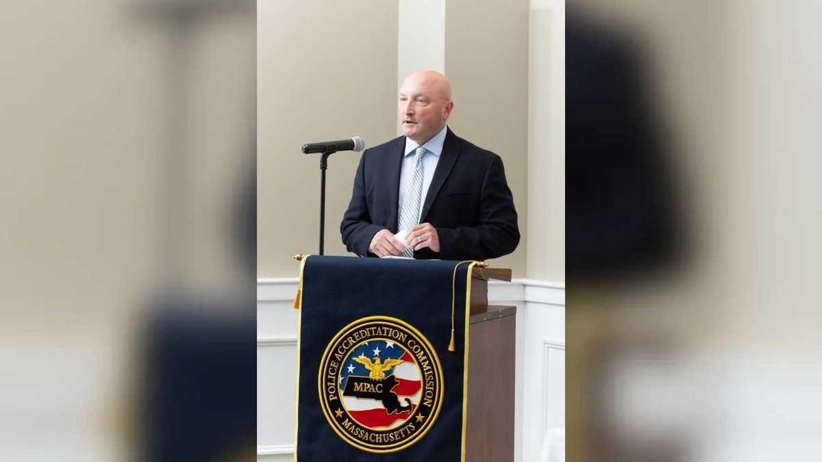 Report reveals Mass. police chief was found with open bottles of vodka in car