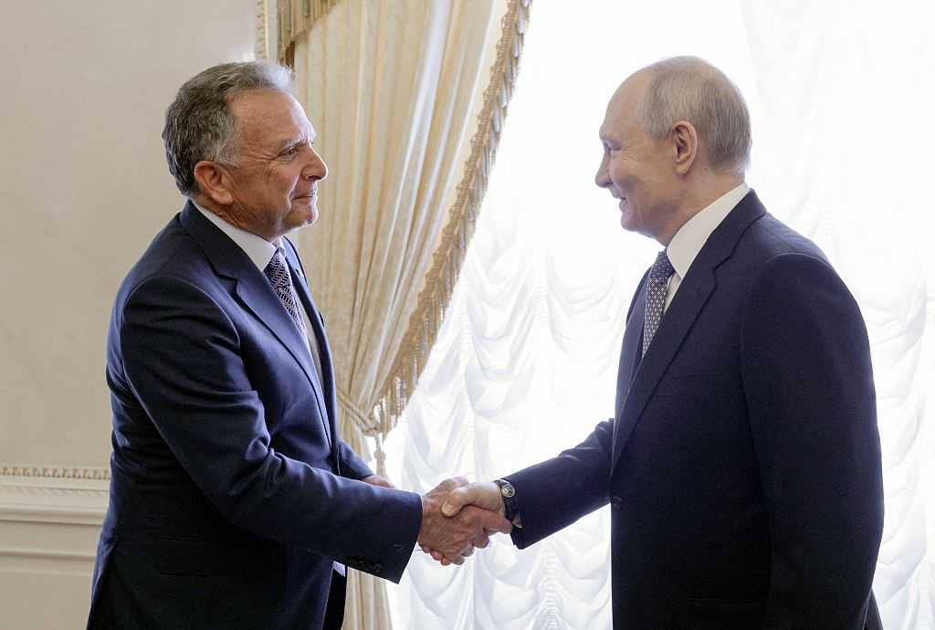 Photo Caption