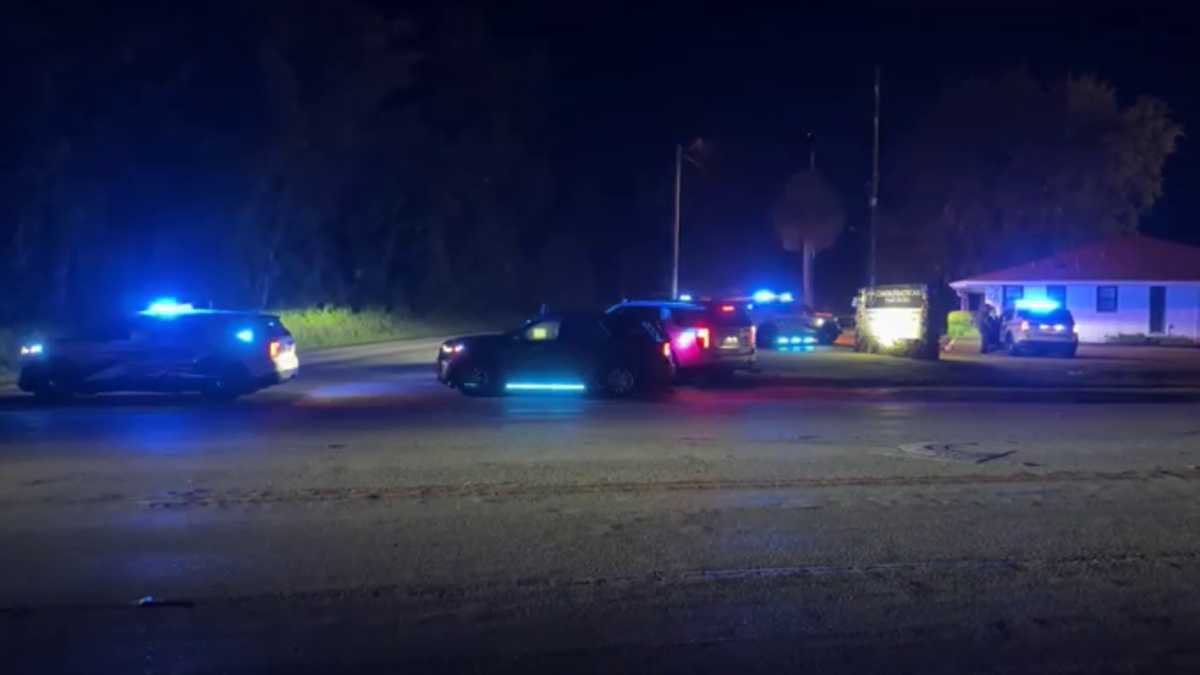 Deputies investigating fatal stabbing near DeLand, sheriff's office says