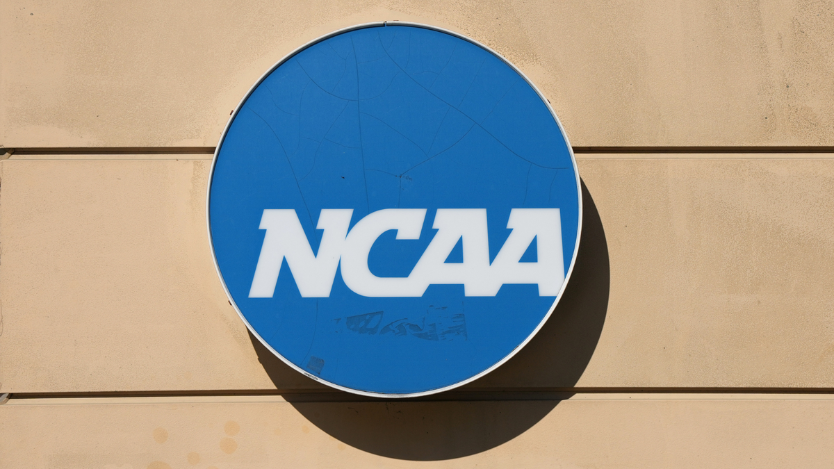 Kentucky athletes join national fight against NCAA eligibility rule