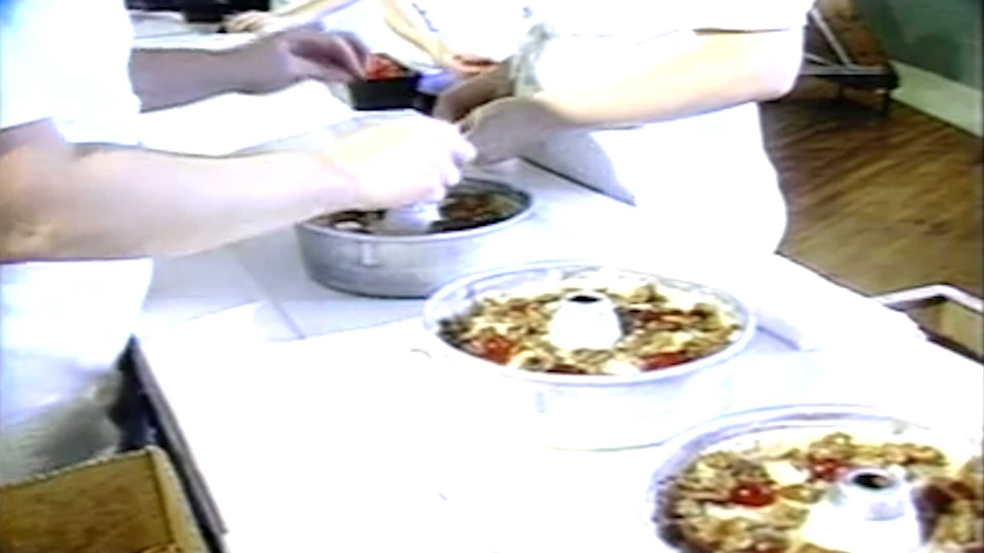Christmas in July? Beatrice bakery starts prepping for the holidays during the summer months in 1986