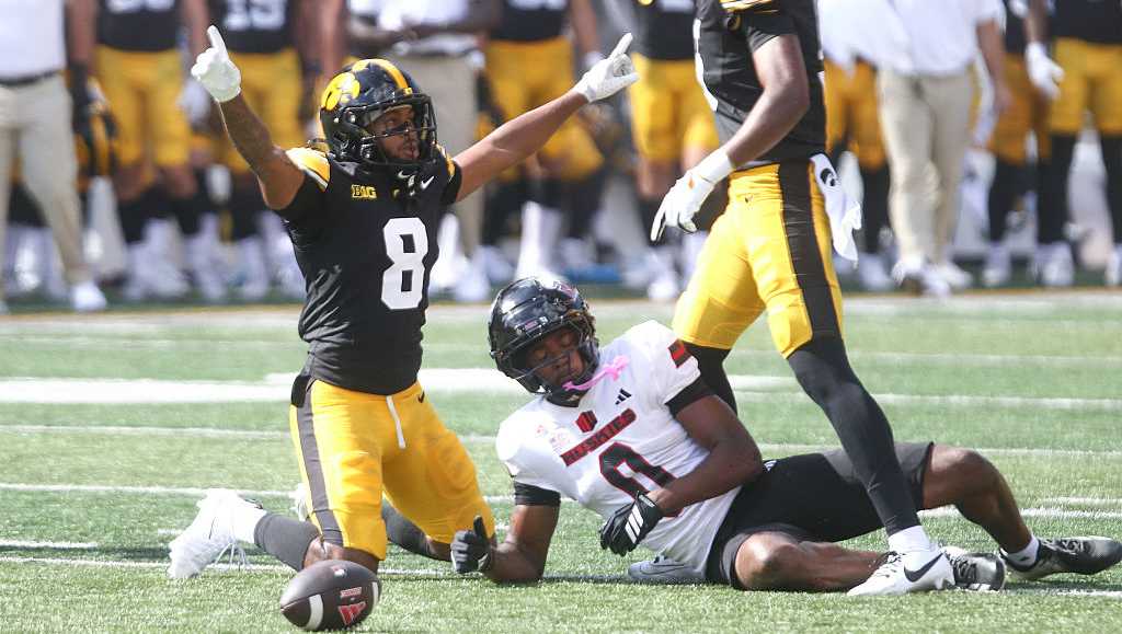Iowa rises in the AP Top 25 after a shutout win