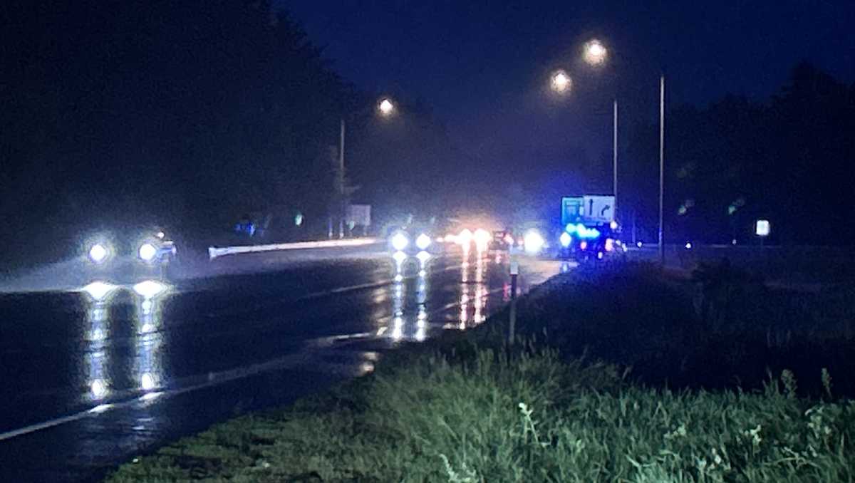 Exit 17 south on I-93 in Concord closed due to crash