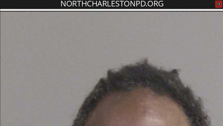 Panhandler who stole money from man changes clothes to avoid arrest, officers say