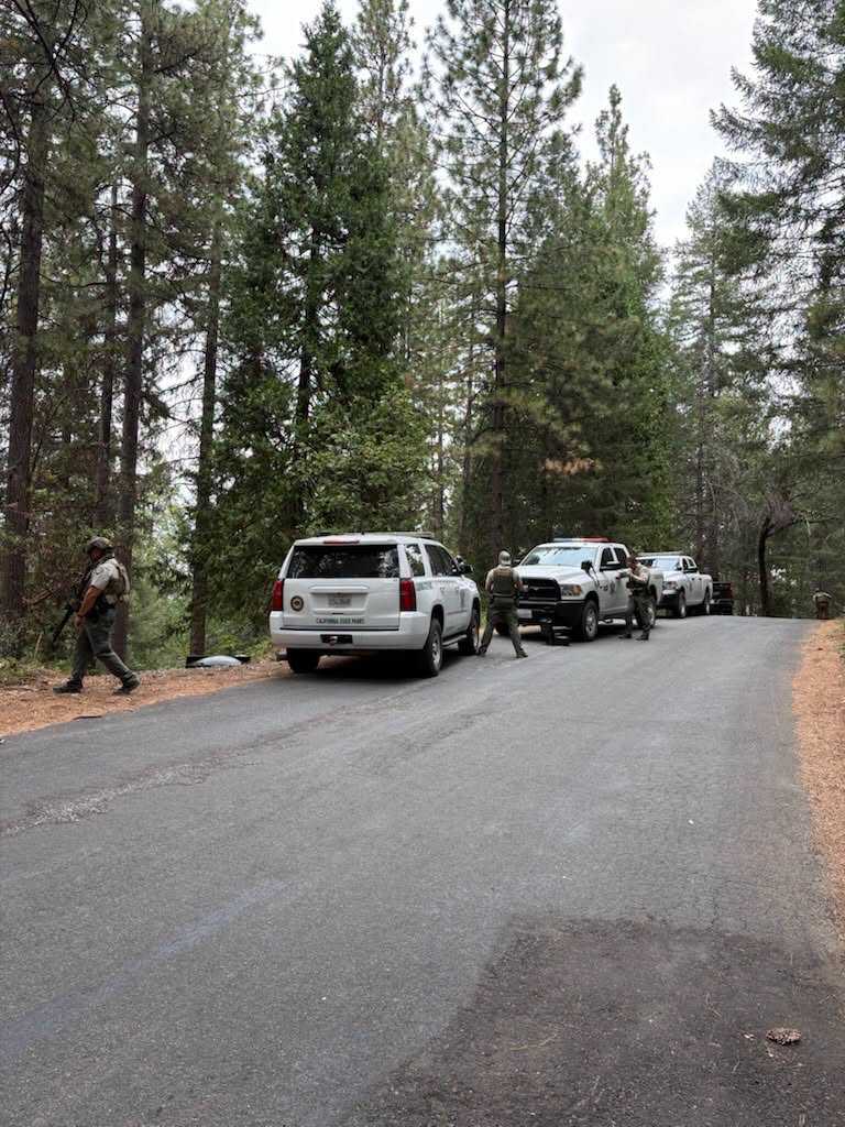 Placer County deputies search for armed suspect, Iowa Hill residents asked to stay inside