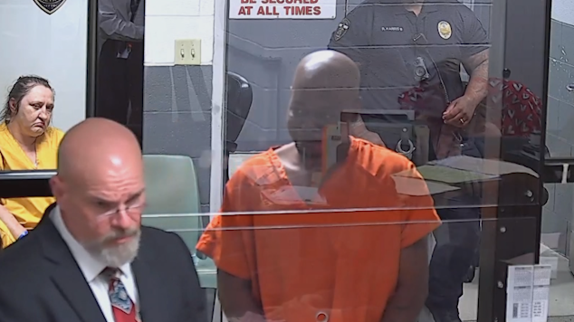 'Just heartbreaking': Judge sets bond at $1M for suspect in deadly Shively bus stop crash