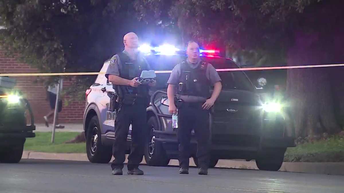 Person dies after vehicle crashes into SW OKC light pole