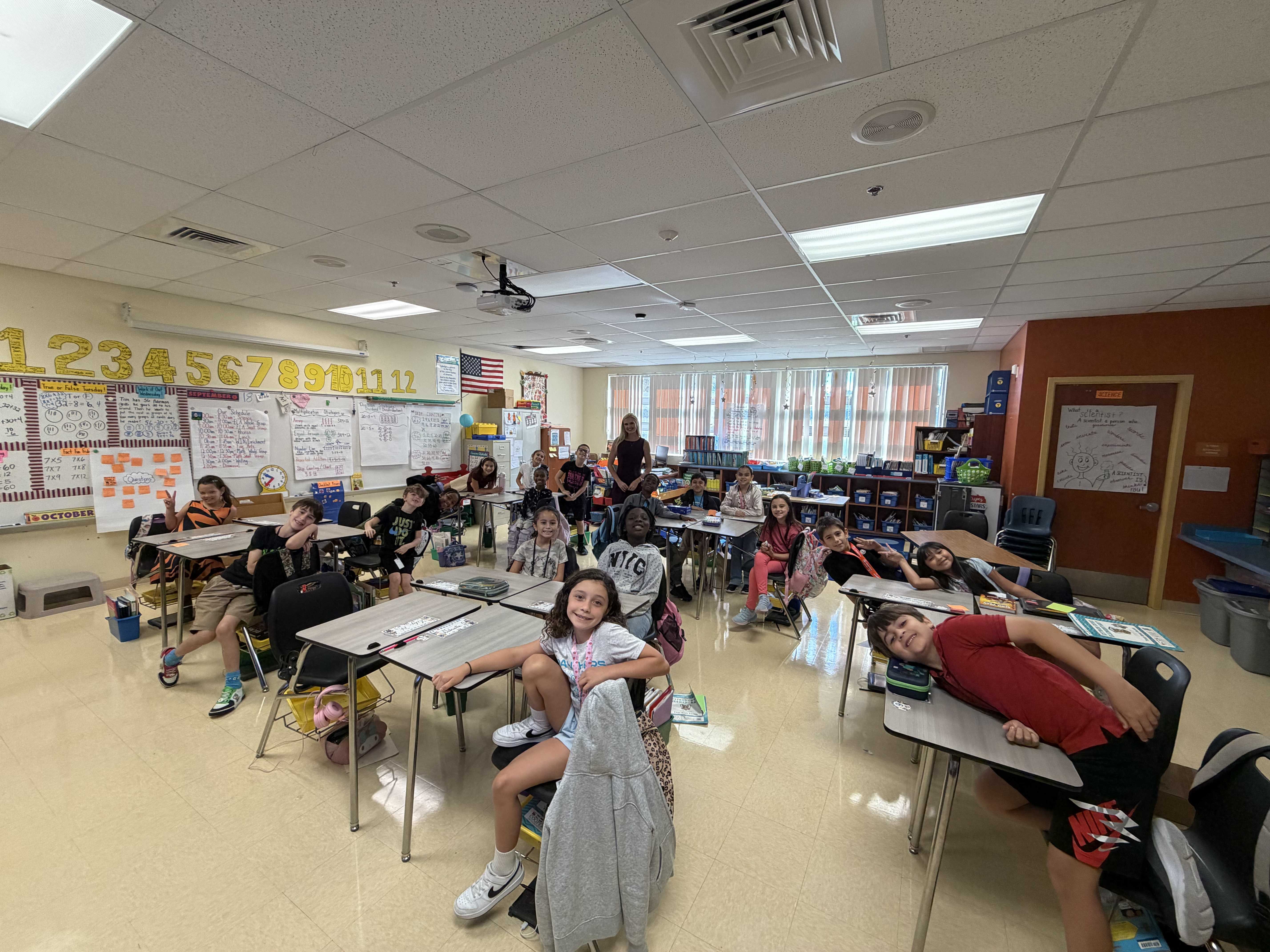 Meteorologist Nikki Sheaks takes Weather Class to Citrus Cove