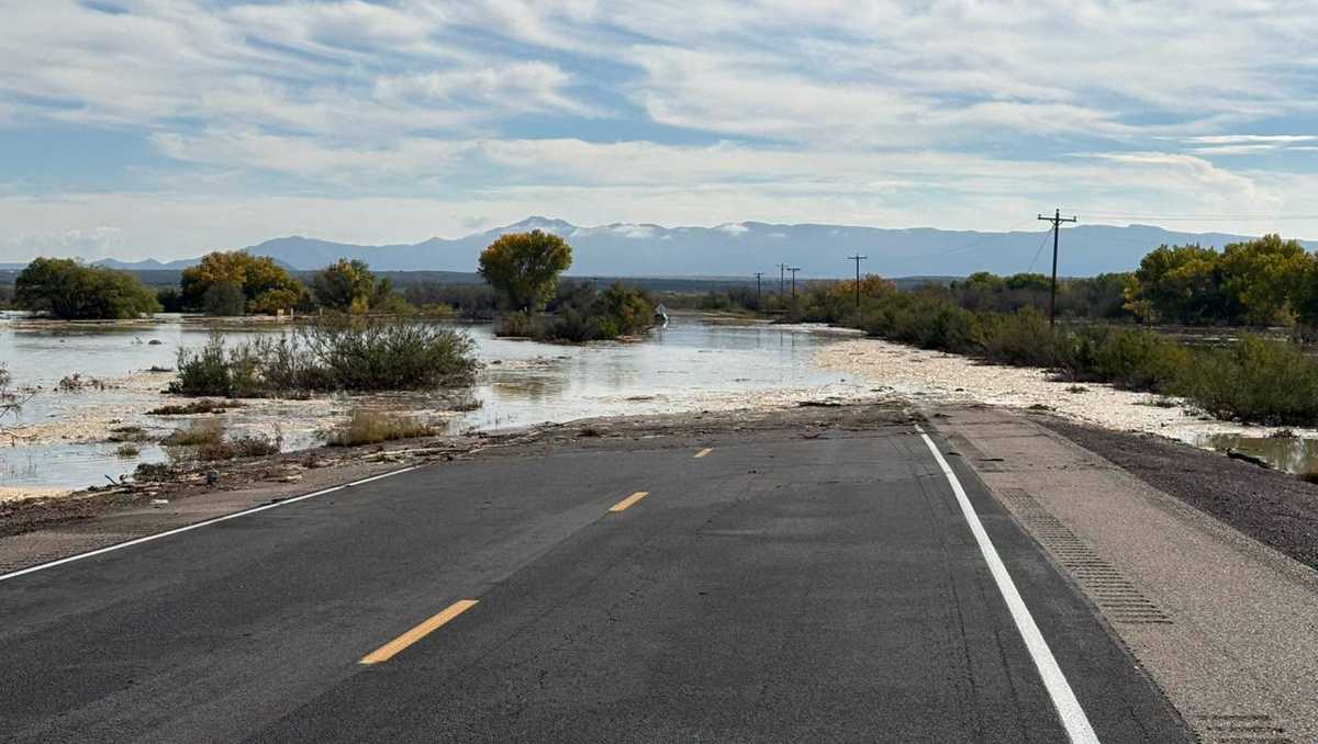 Several people remain stranded as Rio Puerco floods part of Socorro County