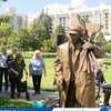 'Represented the best of us': Broom Man statue unveiled at Turner Park