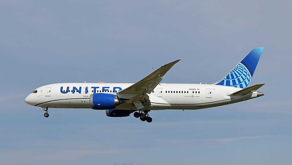 United flight to New York diverted to Pittsburgh for 'possible security issue,' officials say