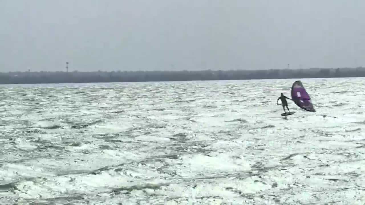 Search called off after witness says kite surfer did not resurface on Lake Hefner